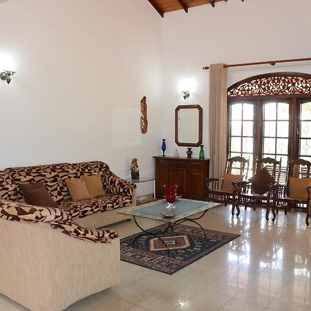 Ragama Gondolas Holiday Lanka מראה חיצוני תמונה