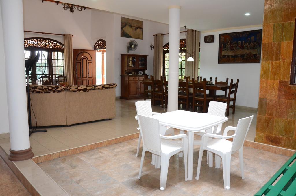 Ragama Gondolas Holiday Lanka מראה חיצוני תמונה