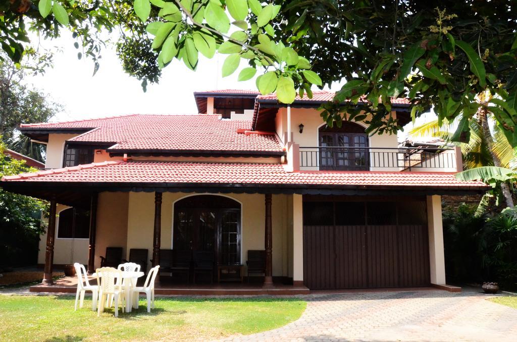 Ragama Gondolas Holiday Lanka מראה חיצוני תמונה